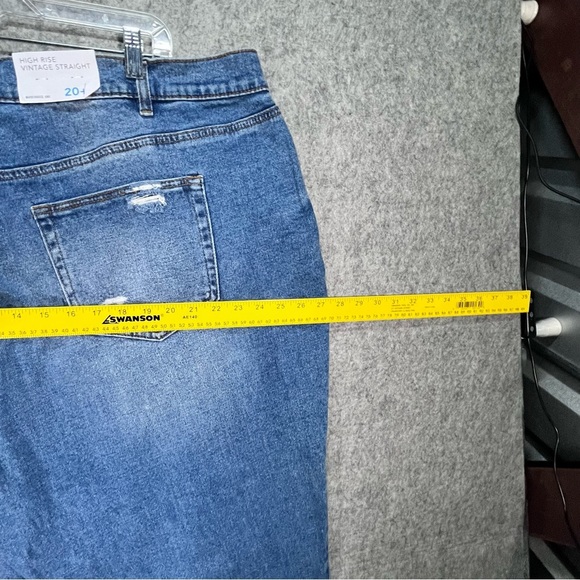 Warehouse One High Rise Vintage Straight 20+ R Distressed Jeans NWT - Picture 8 of 10